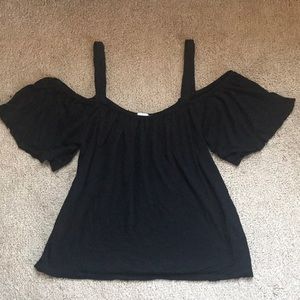 💥LAST CHANCE💥H&M black off-the-shoulder top
